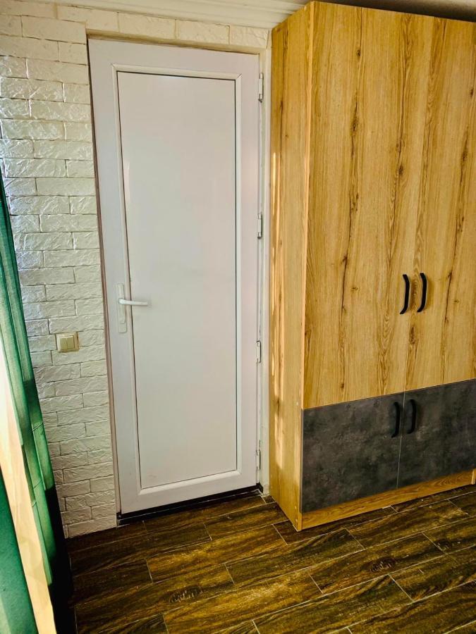 Mary'S Apartment Батумі Екстер'єр фото