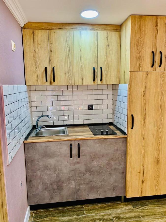 Mary'S Apartment Батумі Екстер'єр фото