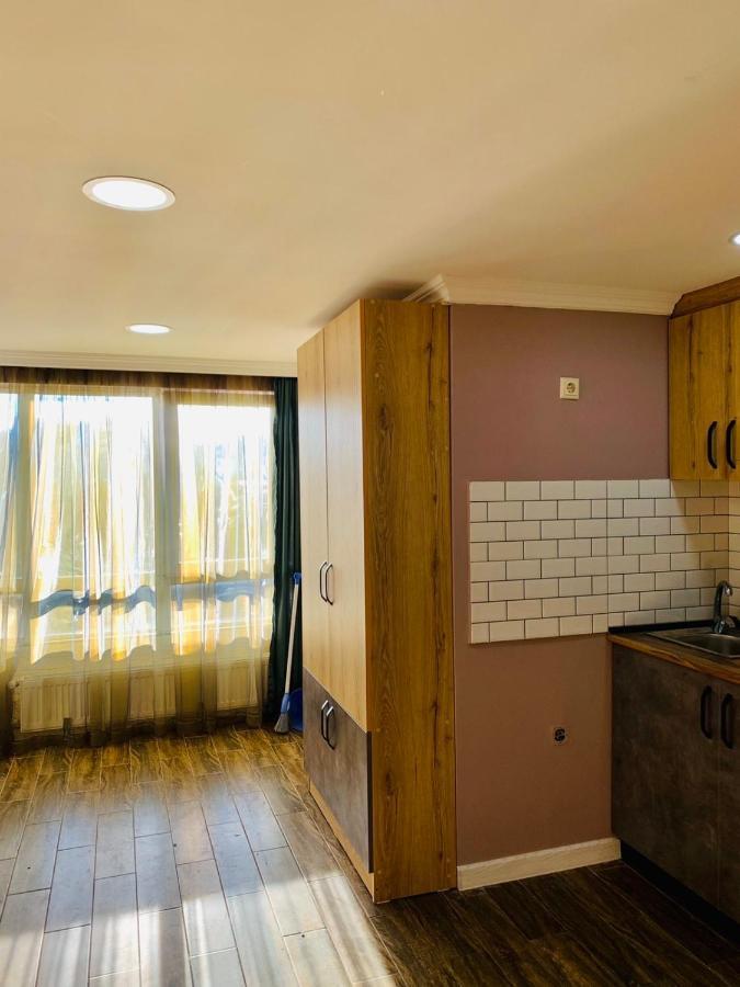 Mary'S Apartment Батумі Екстер'єр фото