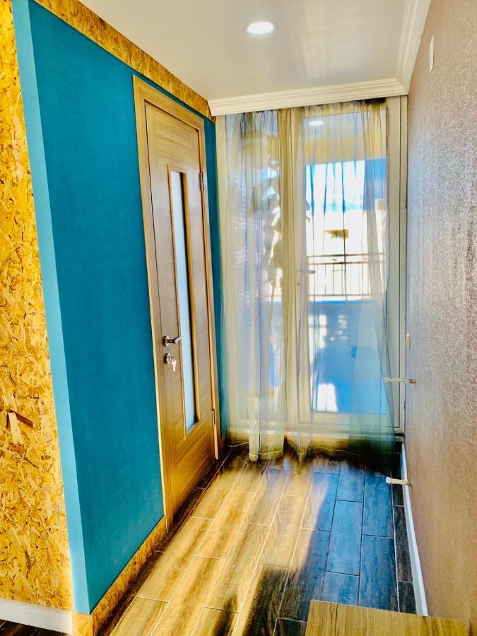 Mary'S Apartment Батумі Екстер'єр фото